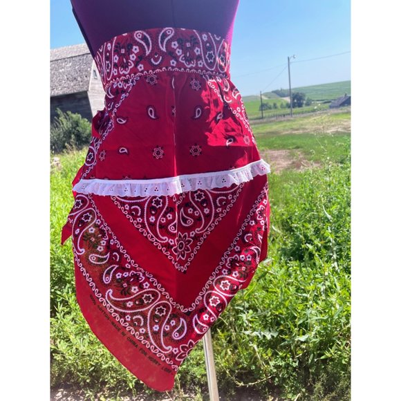 Vintage Red Bandanna Half Apron Western Farmhouse - Picture 7 of 12